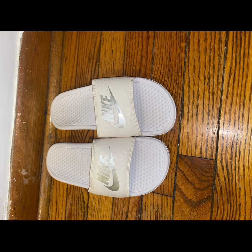 Nike slippers